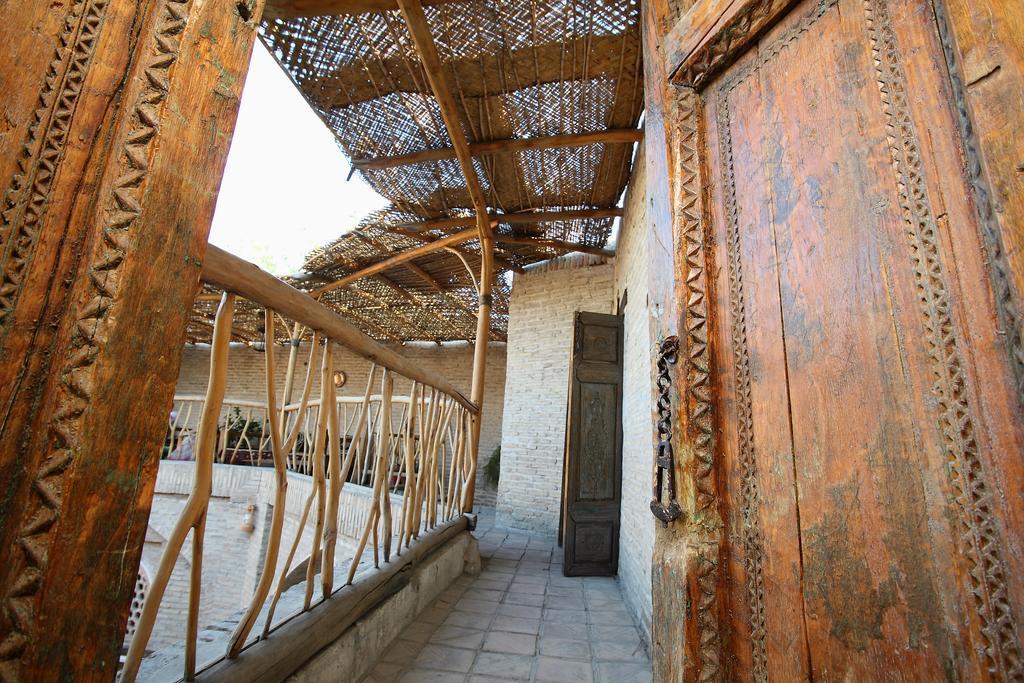 Amulet Hotel Bukhara Exterior photo